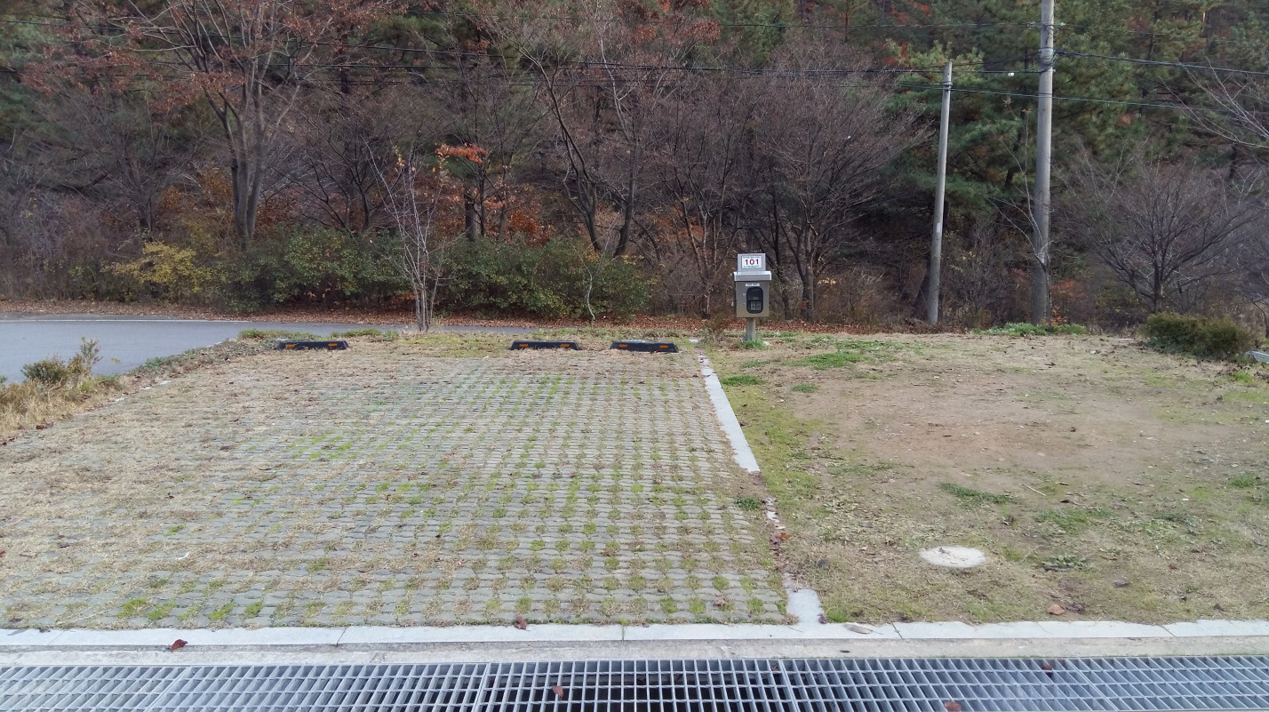 희리산해송자연휴양림 자동차야영장