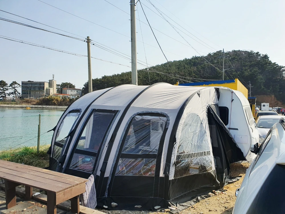 캠핑 구조