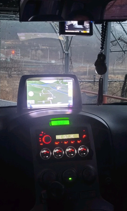캠핑 구조