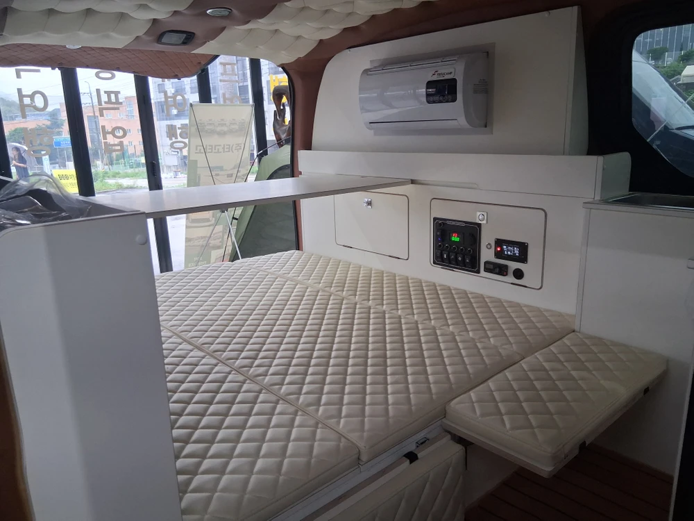 캠핑 구조
