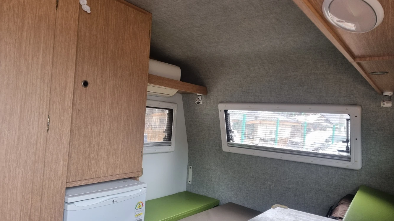 캠핑 구조