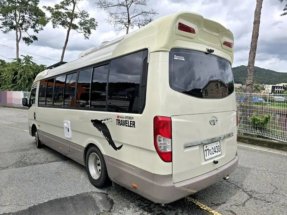 차량 후측면