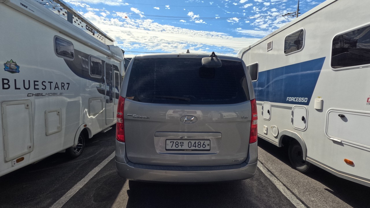03-exterior-rear.jpg