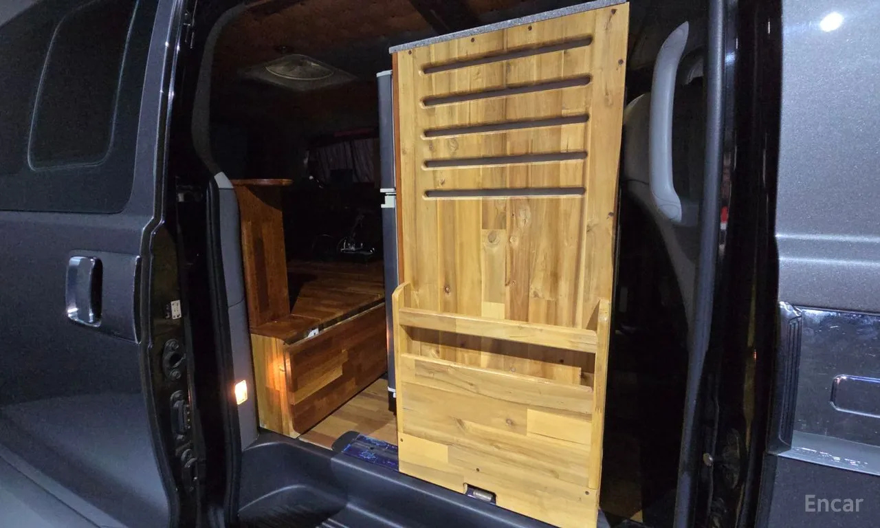 05-camper-storage.jpg