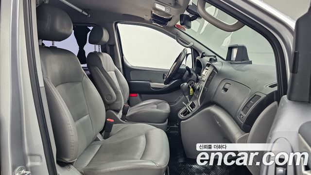 그랜드 스타렉스 캠핑카 실제 차량 사진 25