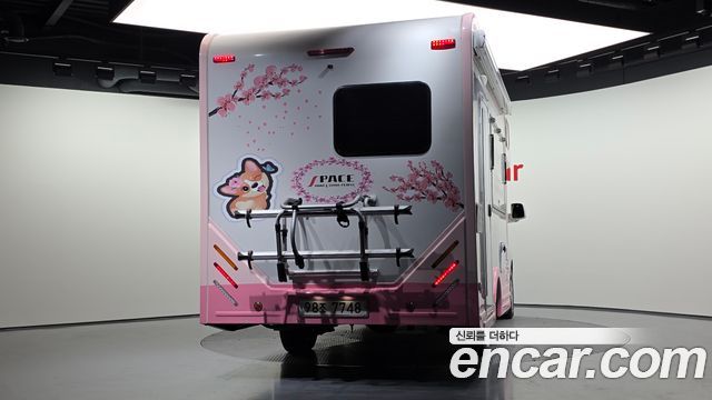 더 뉴 그랜드 스타렉스 캠핑카 실제 차량 사진 4