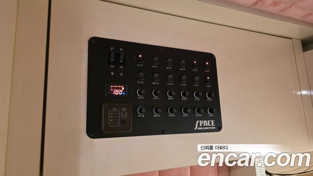 더 뉴 그랜드 스타렉스 캠핑카 실제 차량 사진 31