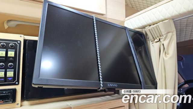그랜드 스타렉스 캠핑카 실제 차량 사진 17
