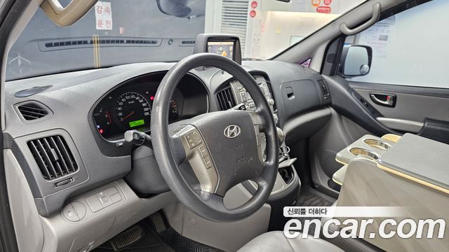 그랜드 스타렉스 캠핑카 실제 차량 사진 11