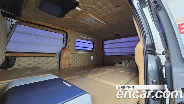 그랜드 스타렉스 캠핑카 실제 차량 사진 24
