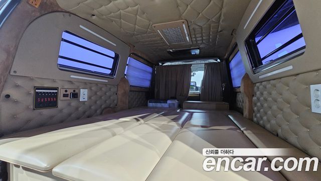 그랜드 스타렉스 캠핑카 실제 차량 사진 18