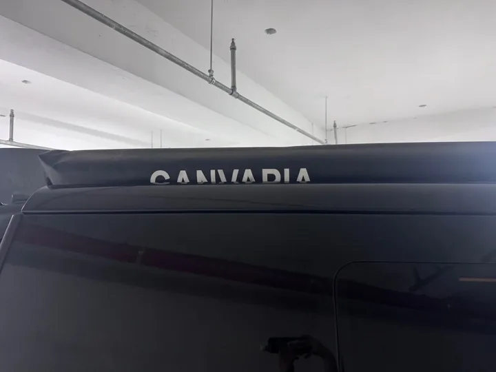 측면 어닝 케이스